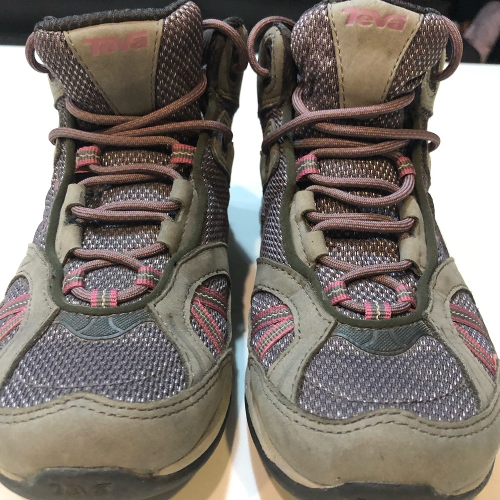 Hiking shoes
